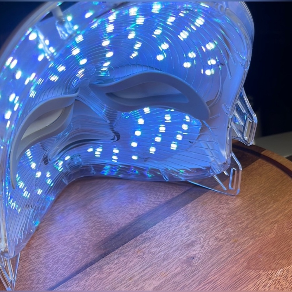 Therapy Mask - Picture 10 of 15